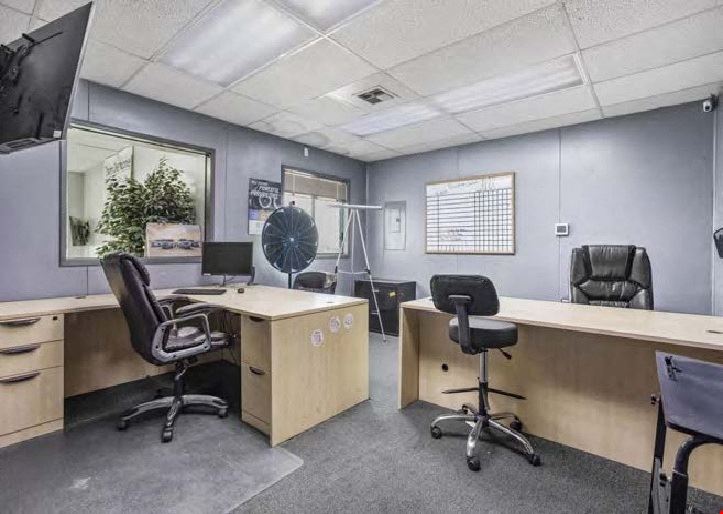 81143 N Hwy 395