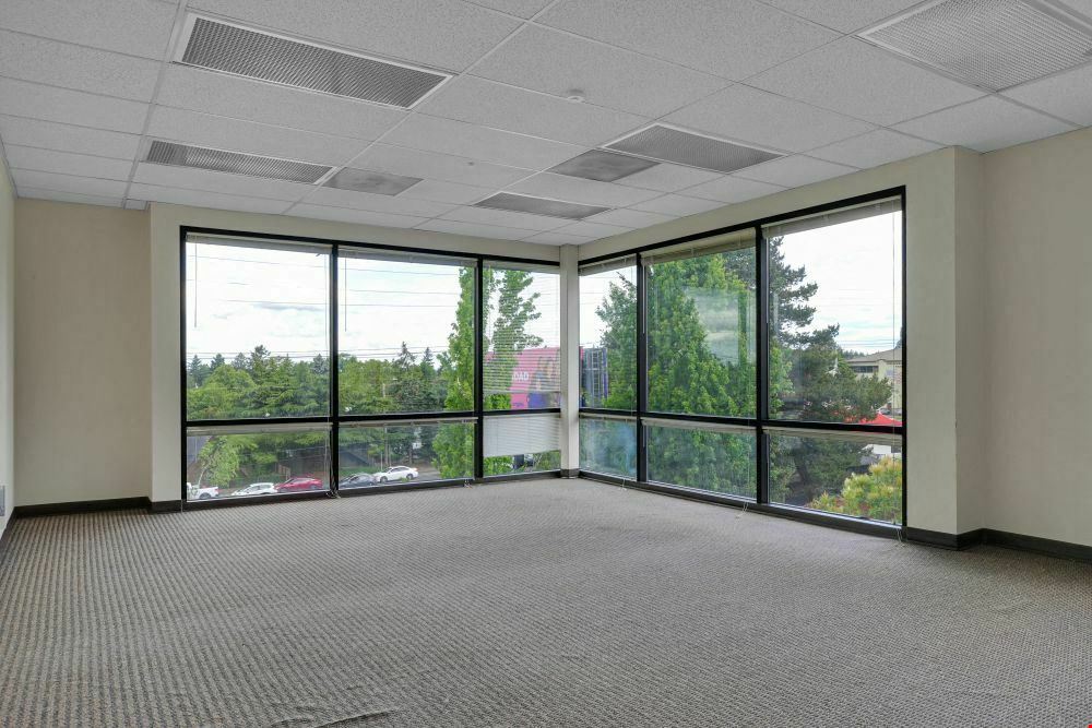 Centre 205