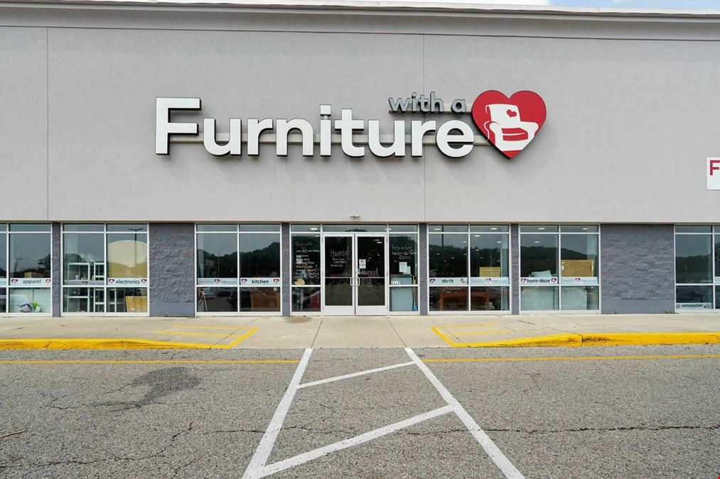Lancaster Plaza Sublease