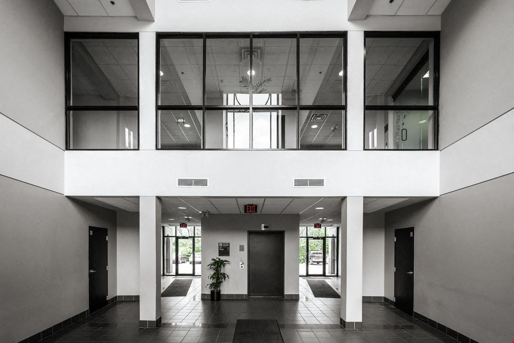 Executive Park -  Office and Medical for Lease - St. Matthews