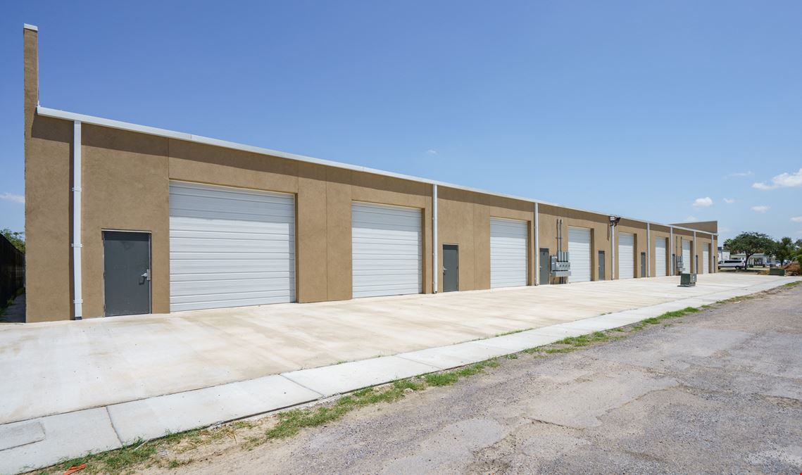 1400 E. Jasmine Ave.
