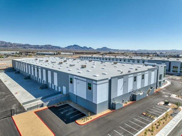 Preview of Industrial space for Rent at 4990 E El Campo