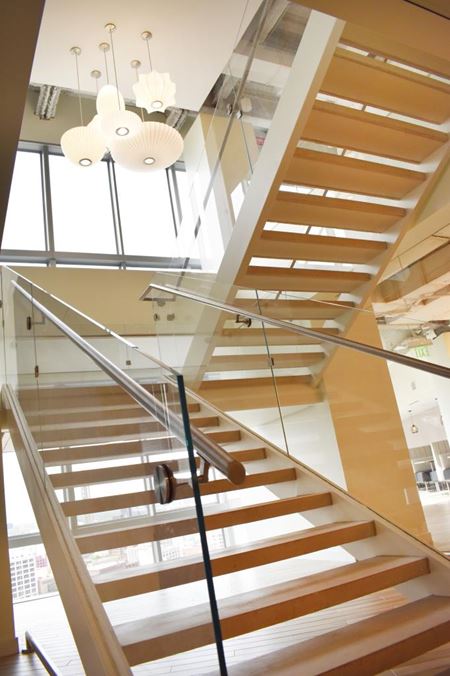 Preview of commercial space at 1445 Ross Avenue