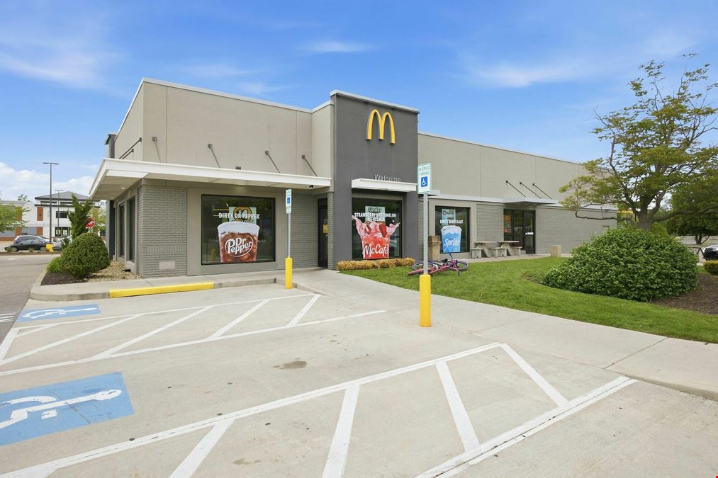 Cumberland, RI - Stop & Shop Plaza