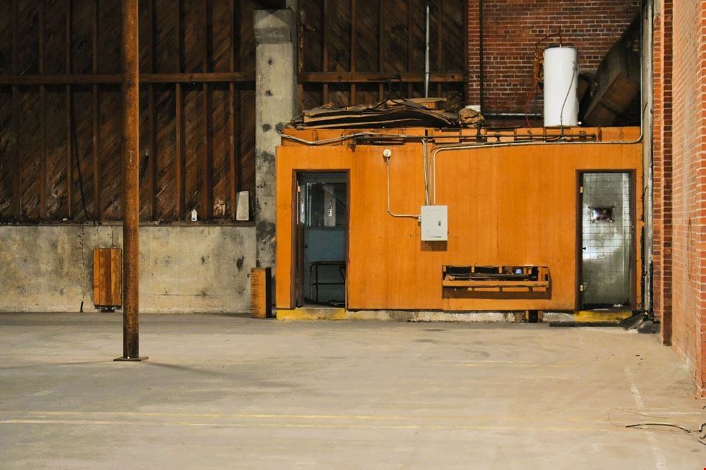 Aronov Warehouse
