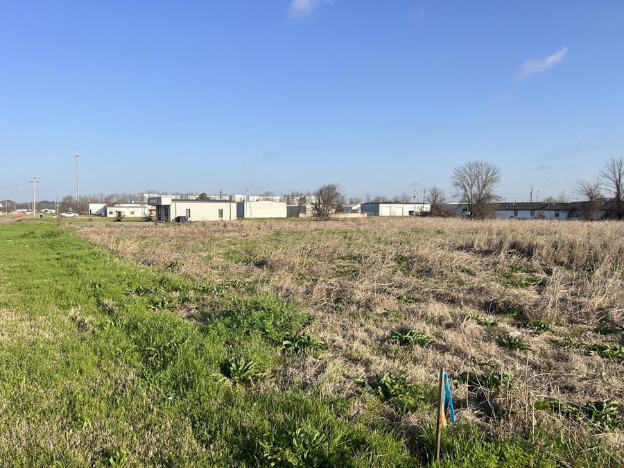 Forum Dr. Land For Sale near Amazon Warehouse & I-220/49