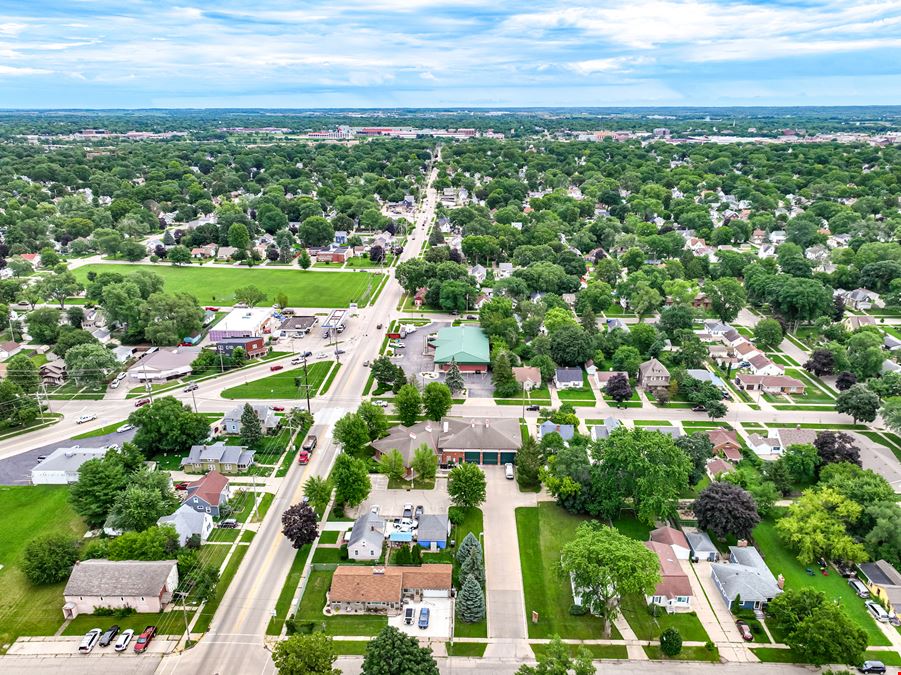1402 Liberty Ave.