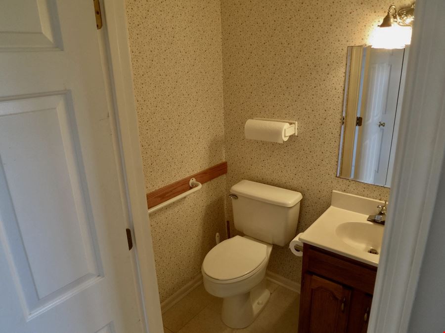 TURNKEY PROFESSIONAL OFFICE SUITE RIGHT OFF RT 250