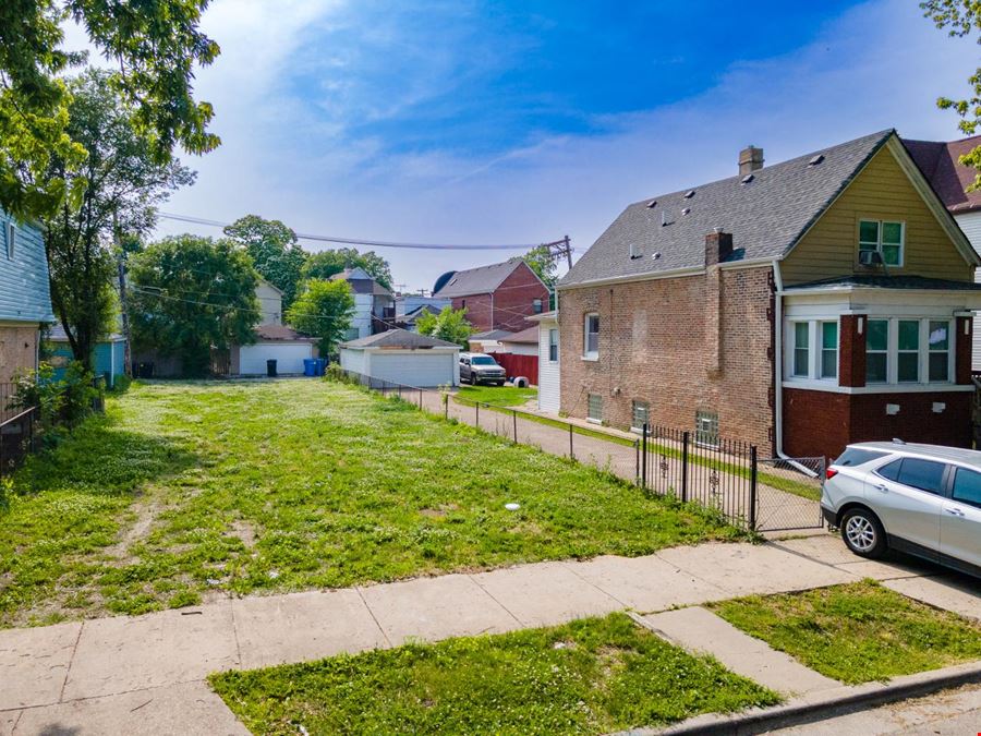 7112 S. University Ave