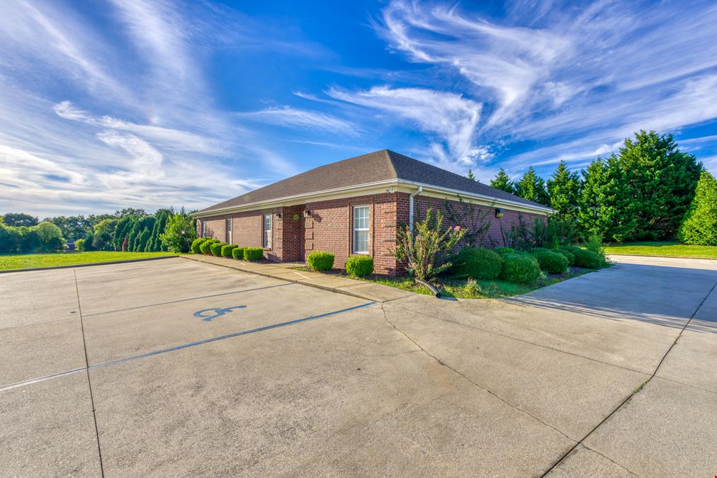 112 Titan Drive - Medical/Office Space