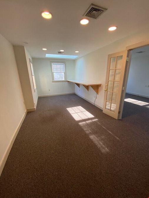 1107 Taylorsville Rd