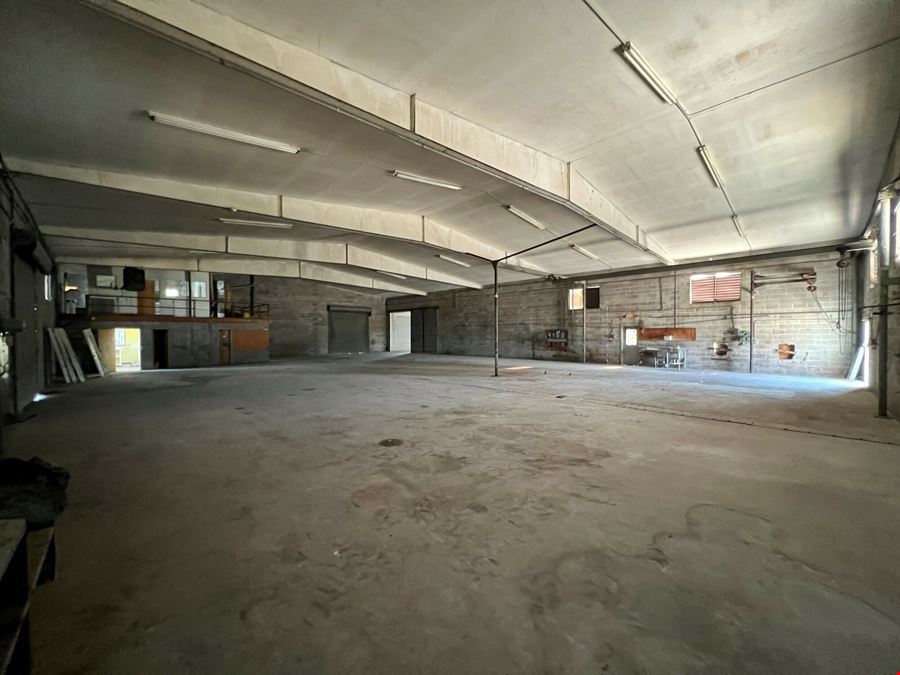 Freestanding Industrial Building on ±1.49 Acres in Porterville