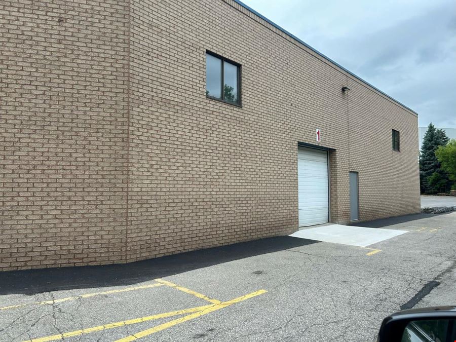5145 North Service Road