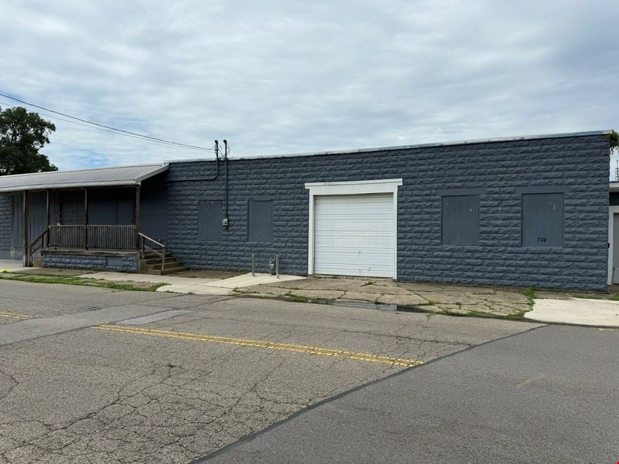 774 Hudson Ave