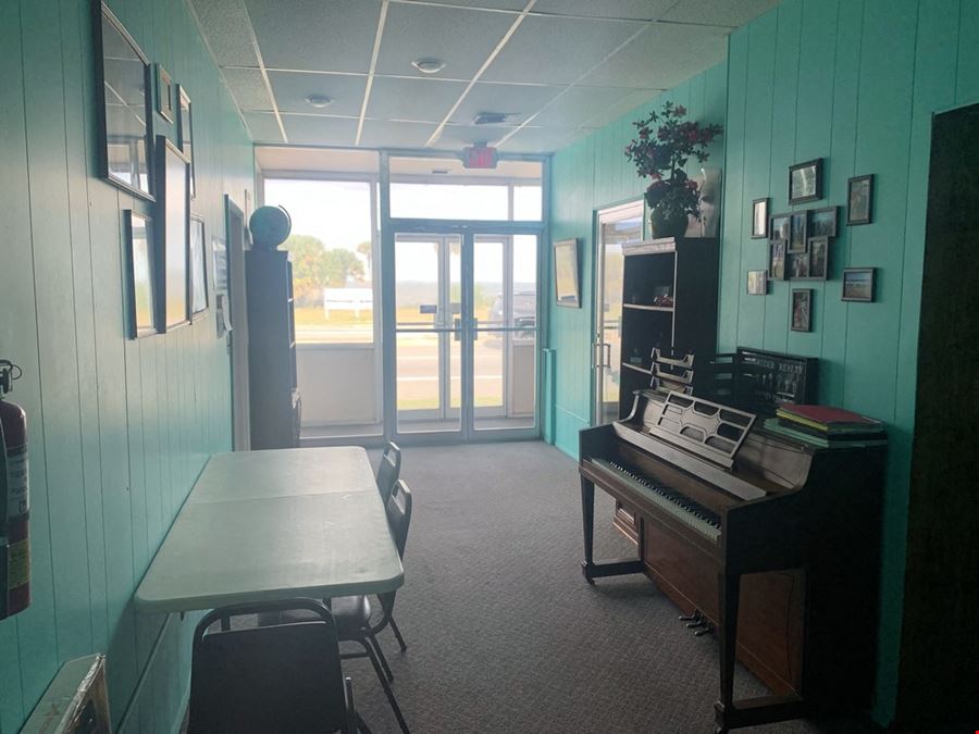 .77+/- Acre Retail Corner on US1