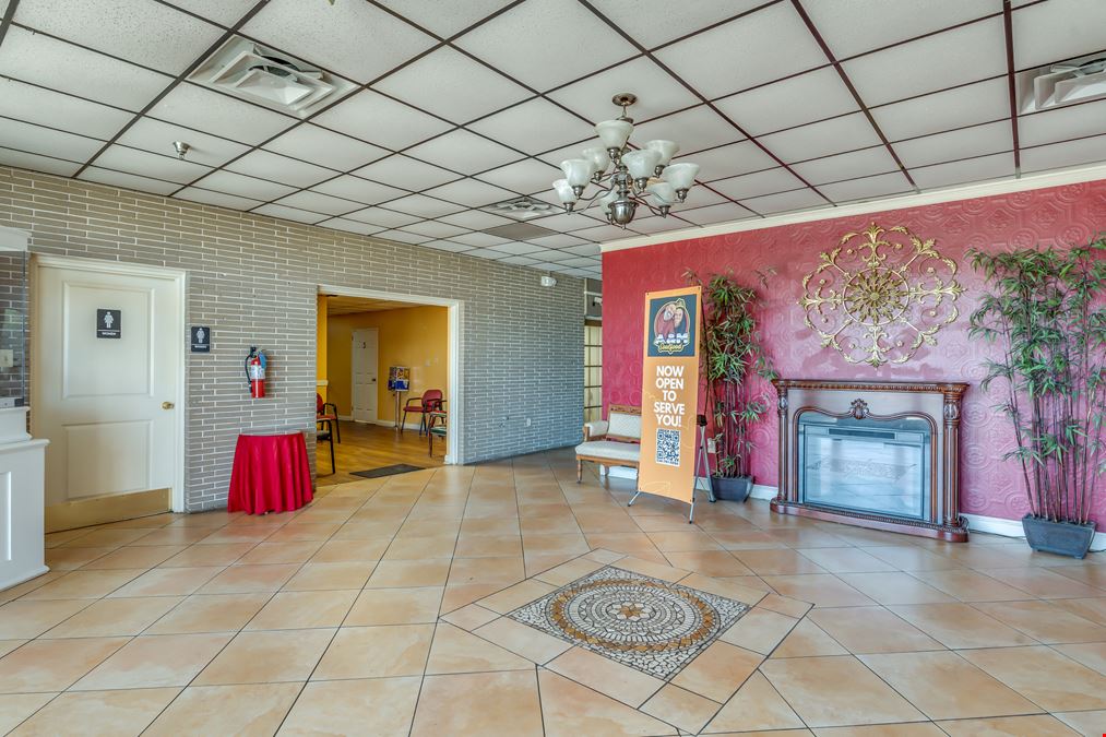 2530 E South Blvd