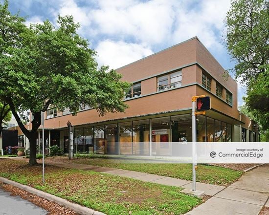 Preview of Retail space for Rent at 1009 West 6th Street