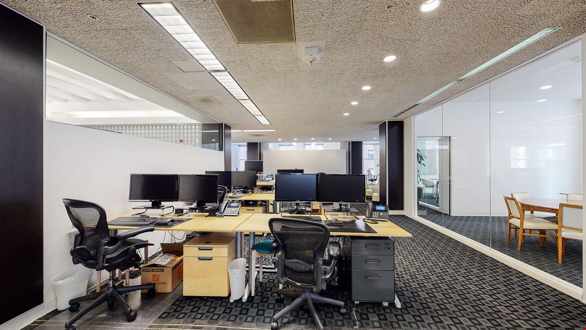 Creative Sublease Available