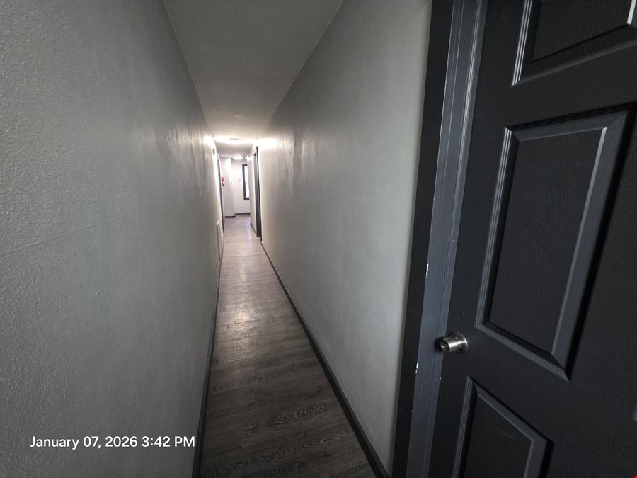 90 Henry St