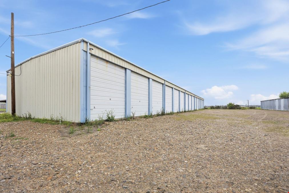 COASTLINE BOAT & RV STORAGE