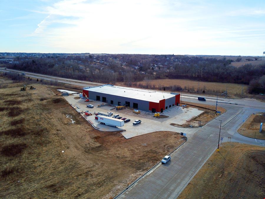 13770 Hwy 370 - Industrial Building