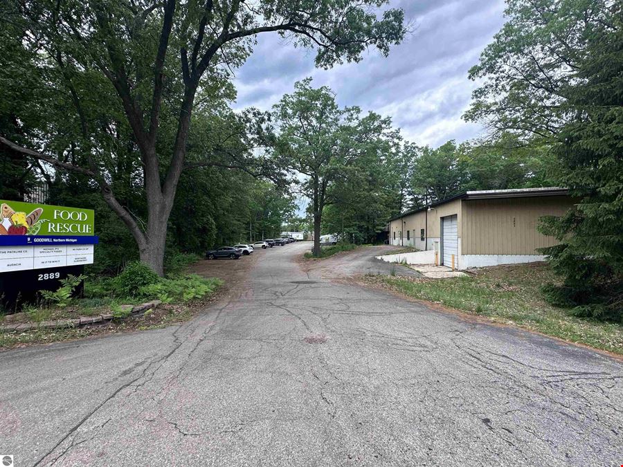 2883 Aero Park Dr