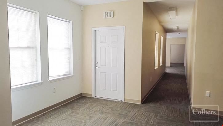 13453 N Main St | For Lease