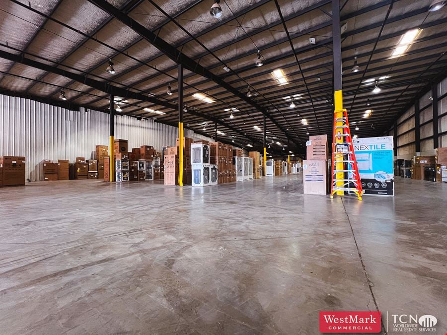 Distribution Warehouse for Lease