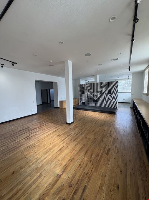 901-903 Santa Fe Drive