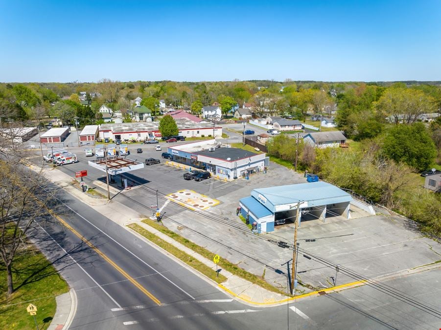 Gas Station, C- Store, Carwash, & Laundromat