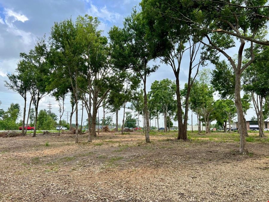 2010 Coteau Rd - Commercial/Industrial Tract near Hwy 182