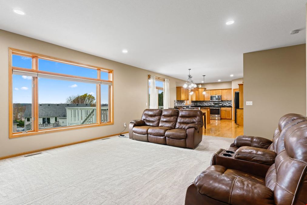 4318 Shetland Pl NW - Beautiful Home For Sale