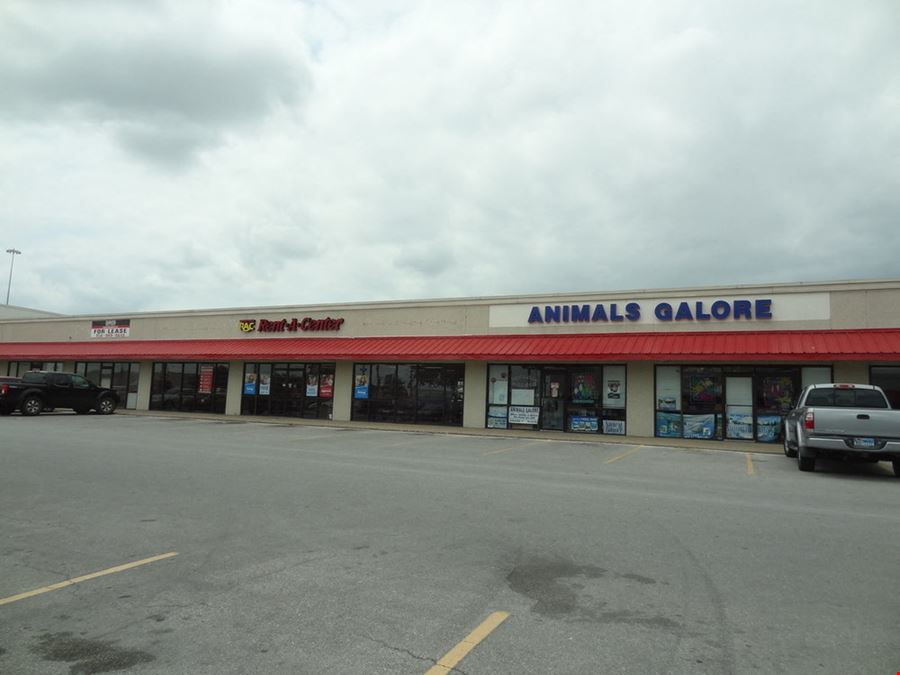 HEB - Central Park Shopping Center