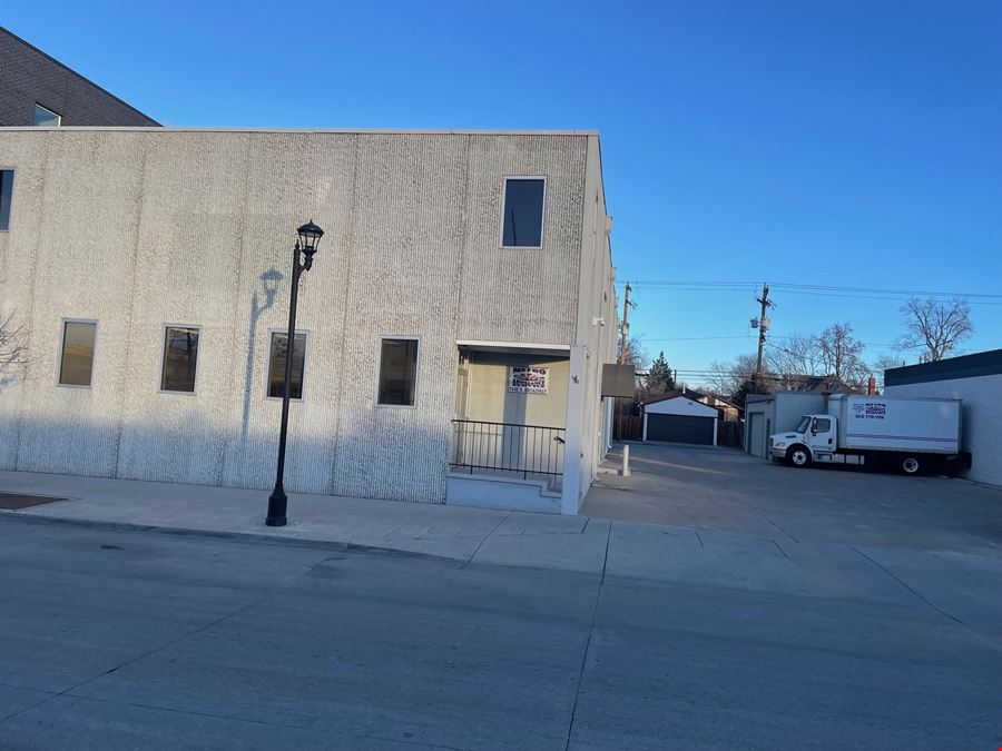 1640 S Broadway