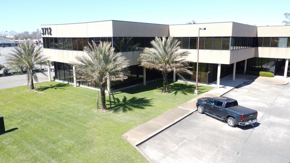 MacArthur Professional Building