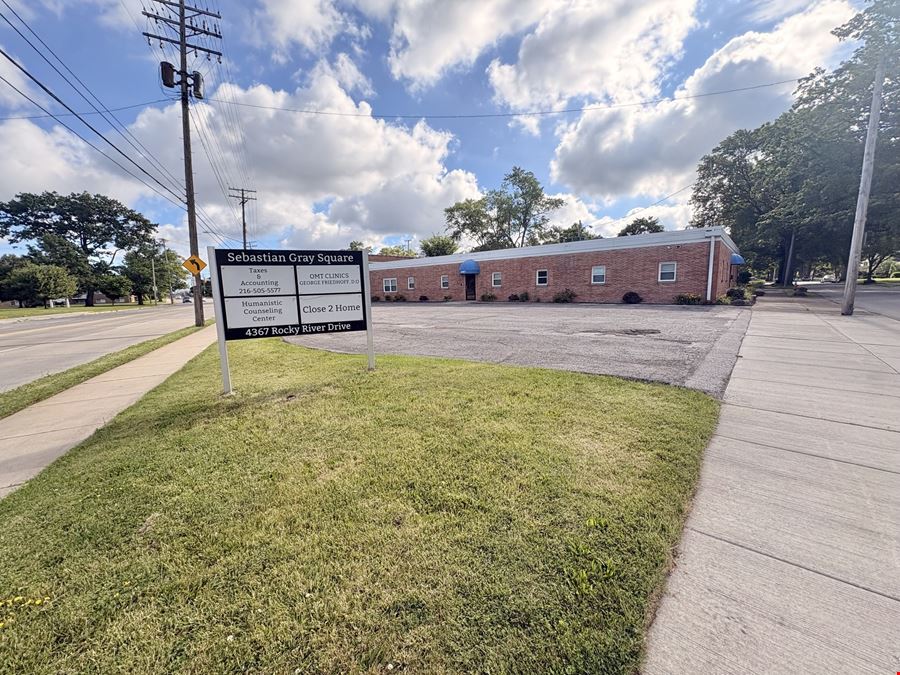4367 Rocky River Dr