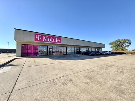 Preview of Retail space for Rent at 1402 W. Grant Ave.