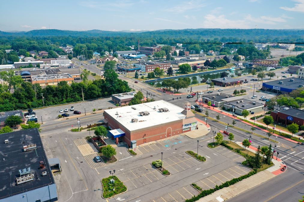 Former Rite Aid | Newark, NY