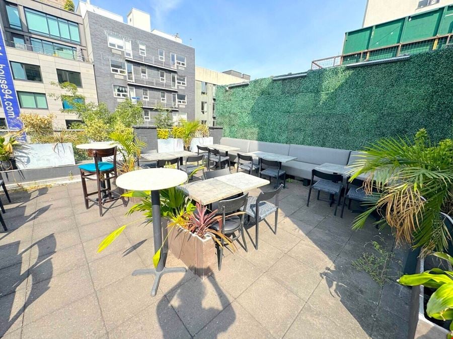 128 Metropolitan Ave