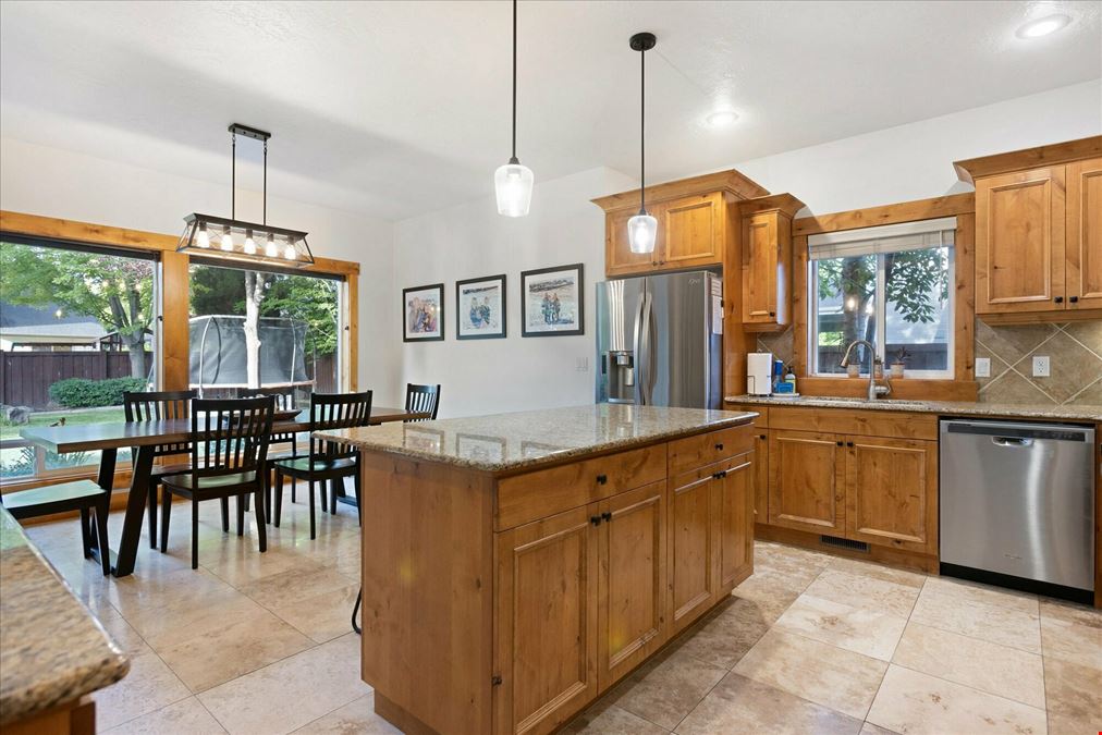 891 E Kaibab Trail Dr, Meridian