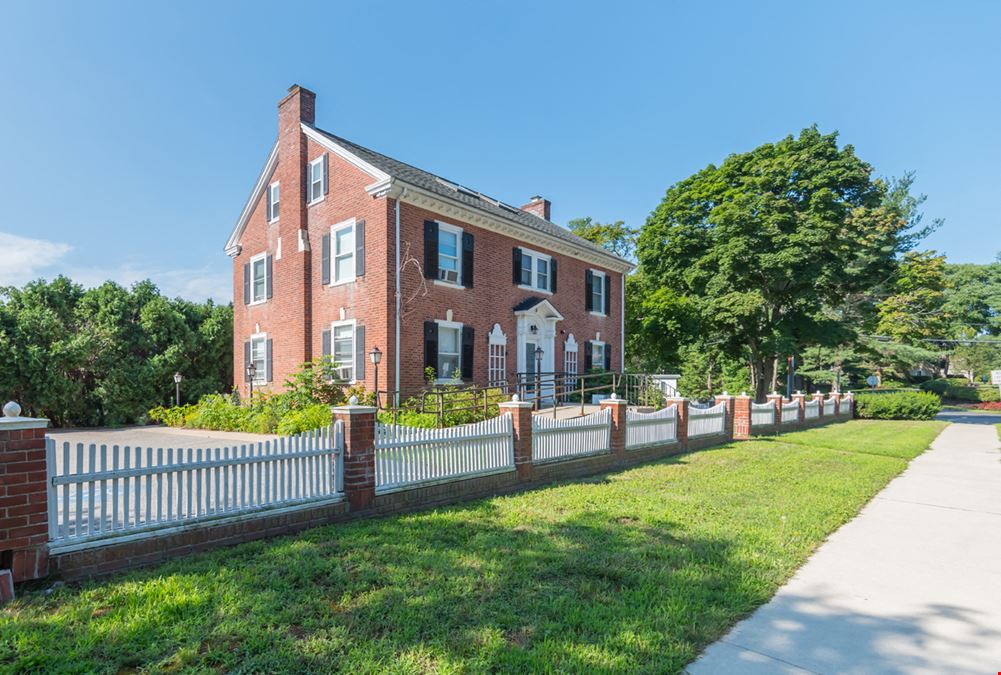 4,368SF Building for Sale in Shawsheen Village District, Andover, MA