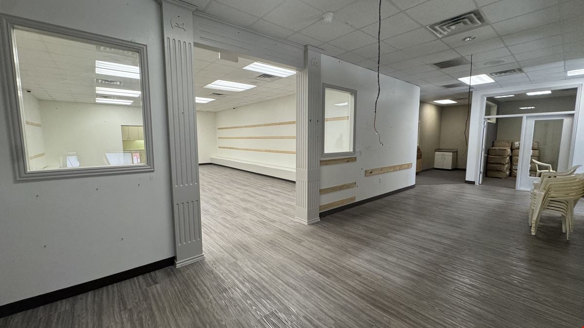 2417 S Stemmons Fwy
