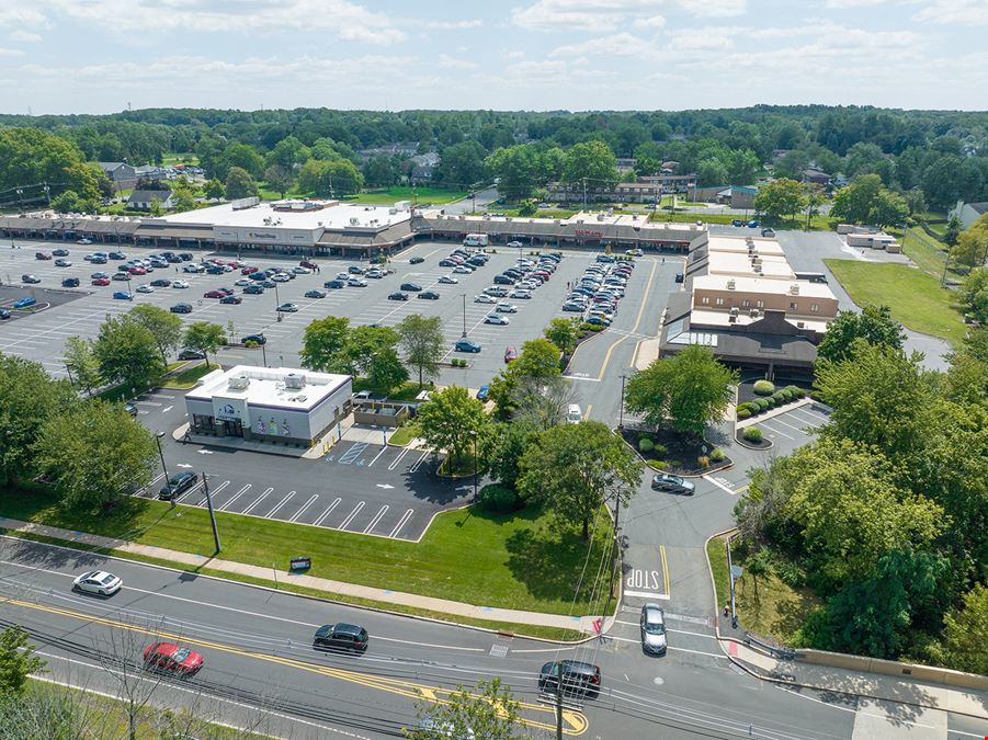Edison, NJ - Inman Grove Shopping Center
