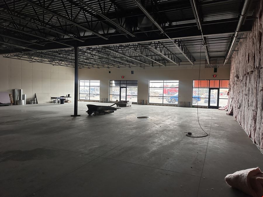 1370 W Main St