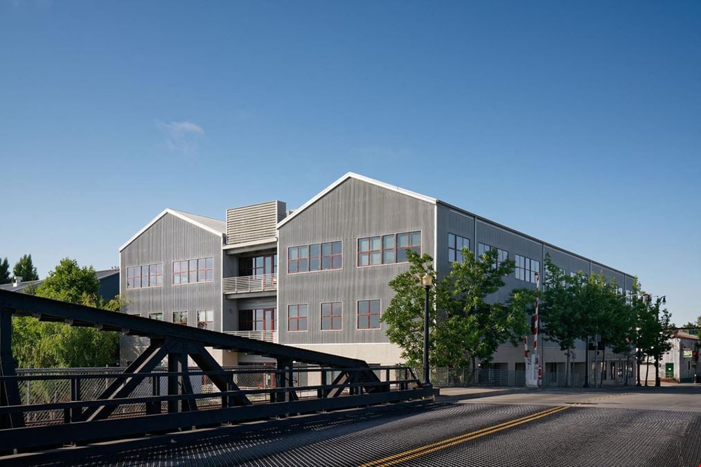 Theatre District (PTD Waterfront Office)