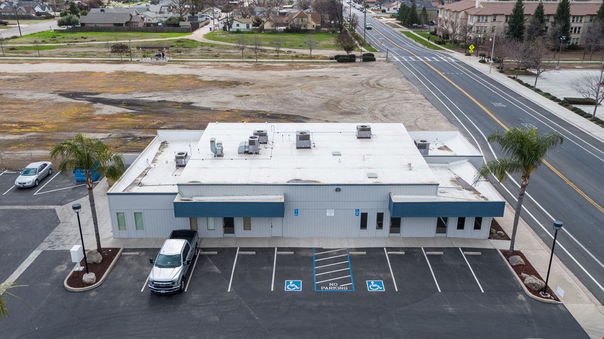 Fully Remodeled 1st Class Office Spaces in Central Tulare