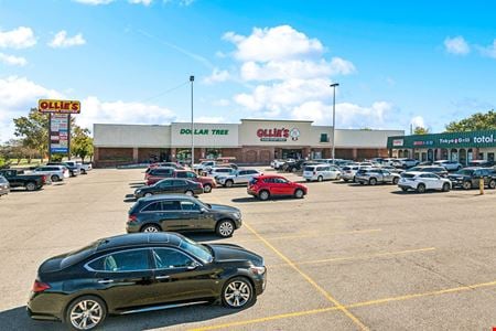 Preview of Retail space for Rent at 393 West Esplanade Avenue