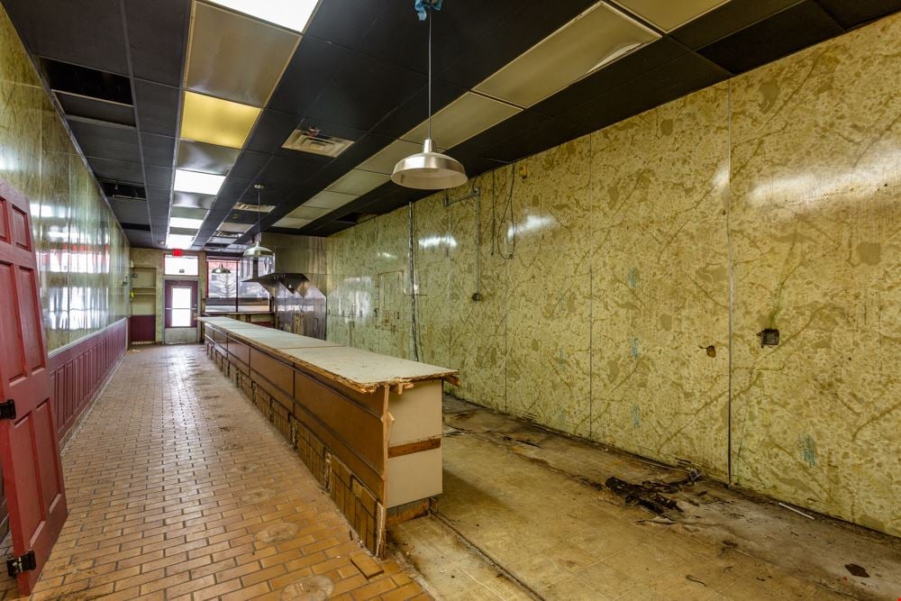 FORMER JESS' LUNCH LOCATION IN HISTORIC DOWNTOWN HARRISONBURG