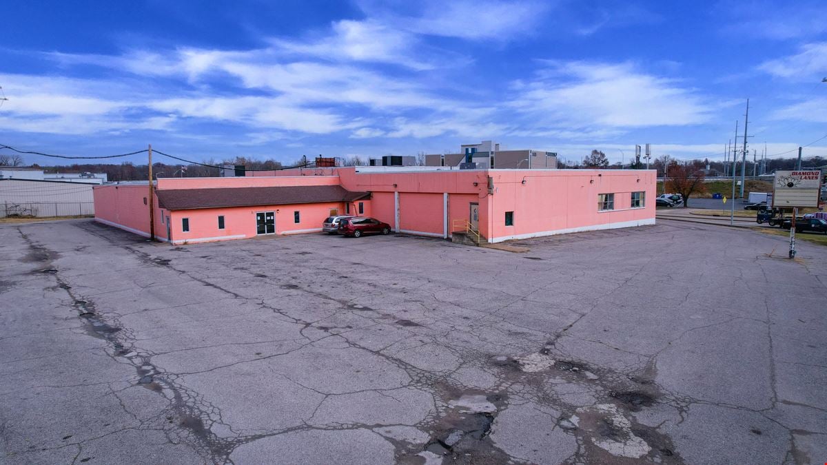 1250 Diamond Ave & 2400 Hwy 41
