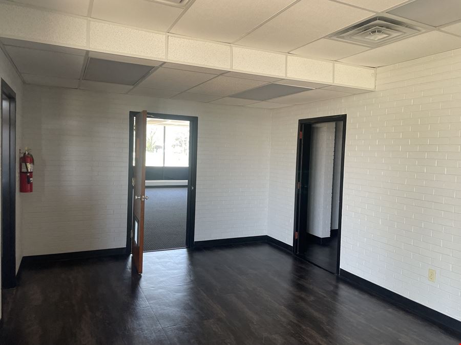Office/Retail Building For Lease